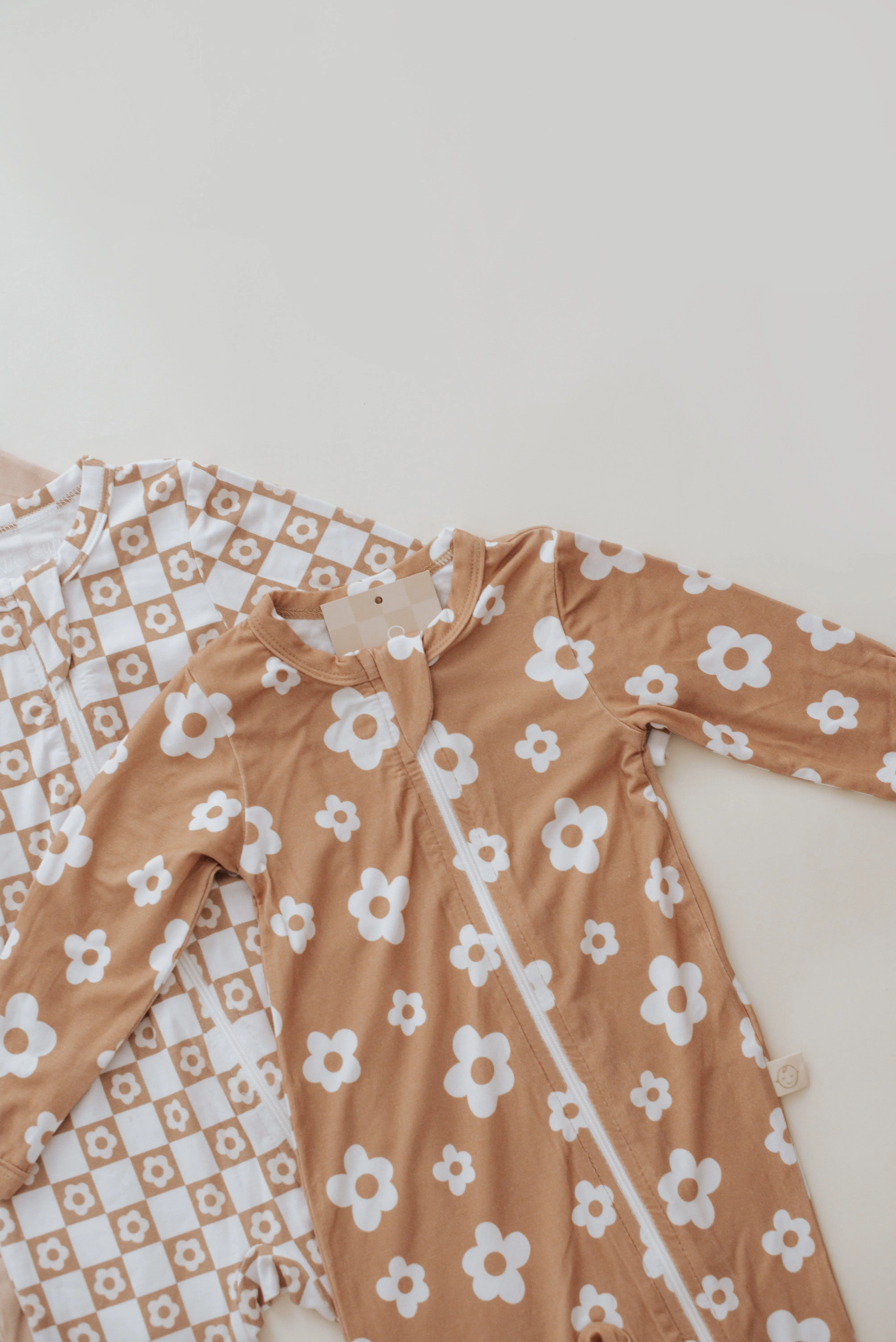 Bamboo Zip Pajamas | Daisies