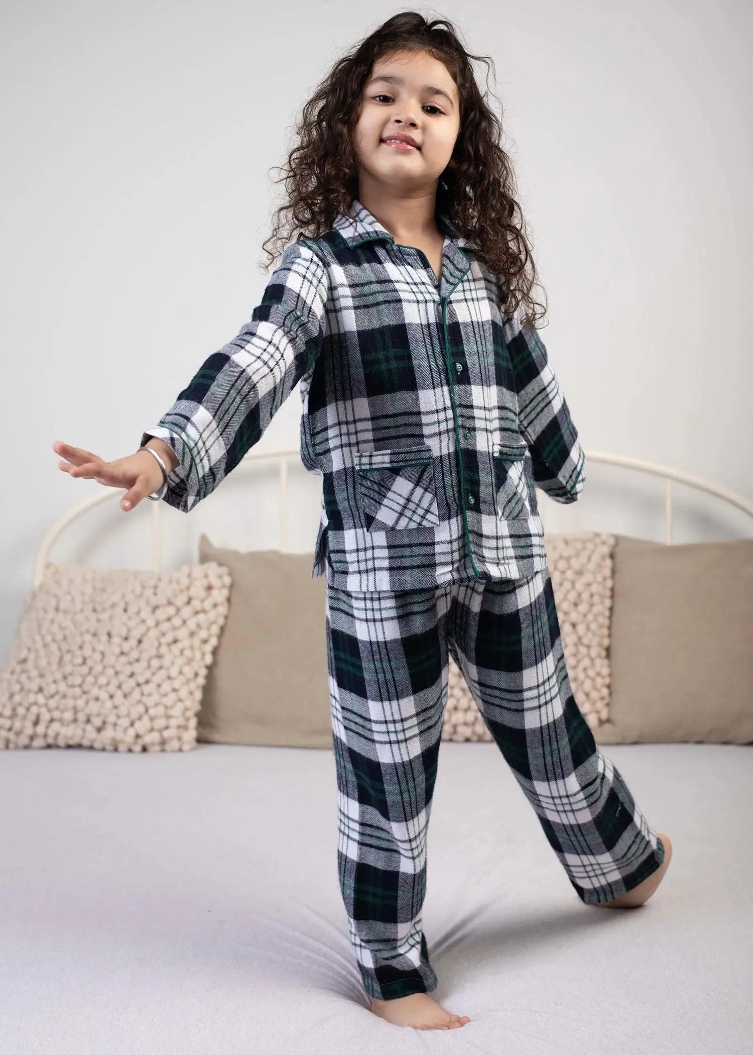 Checks Black Full Sleeves Nighsuit Unisex (1-14 Years)