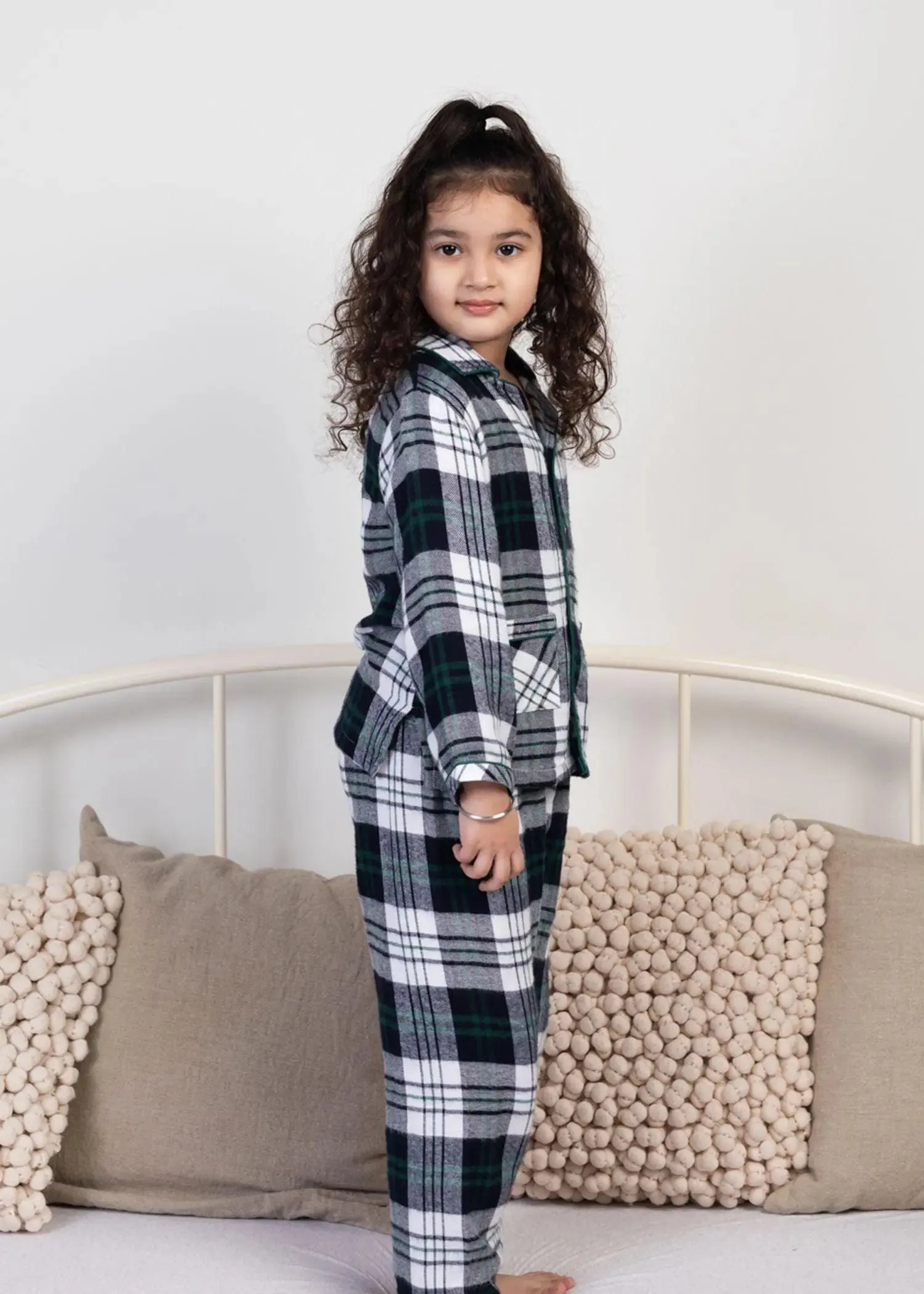 Checks Black Full Sleeves Nighsuit Unisex (1-14 Years)