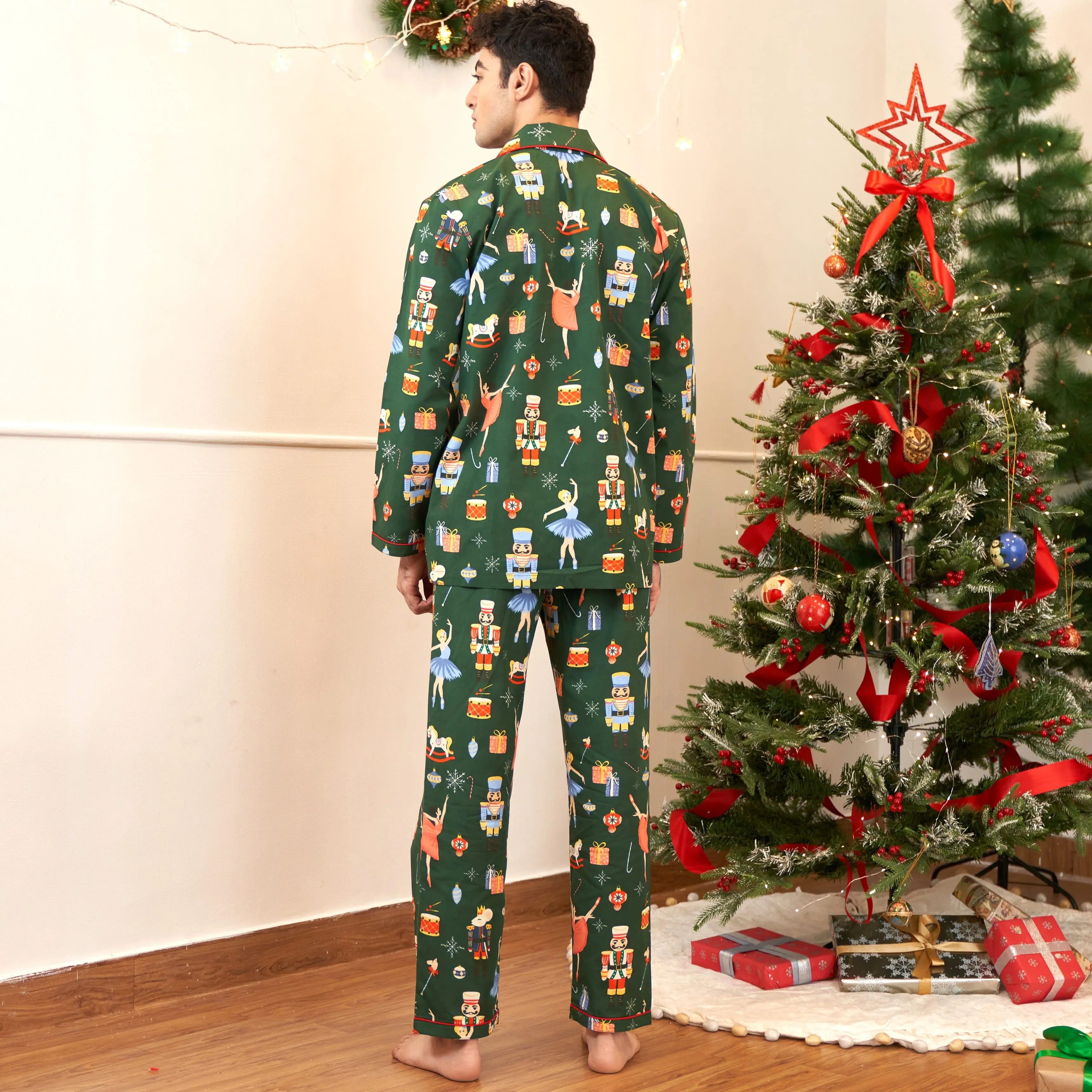 Men Nutcracker Pajama Set