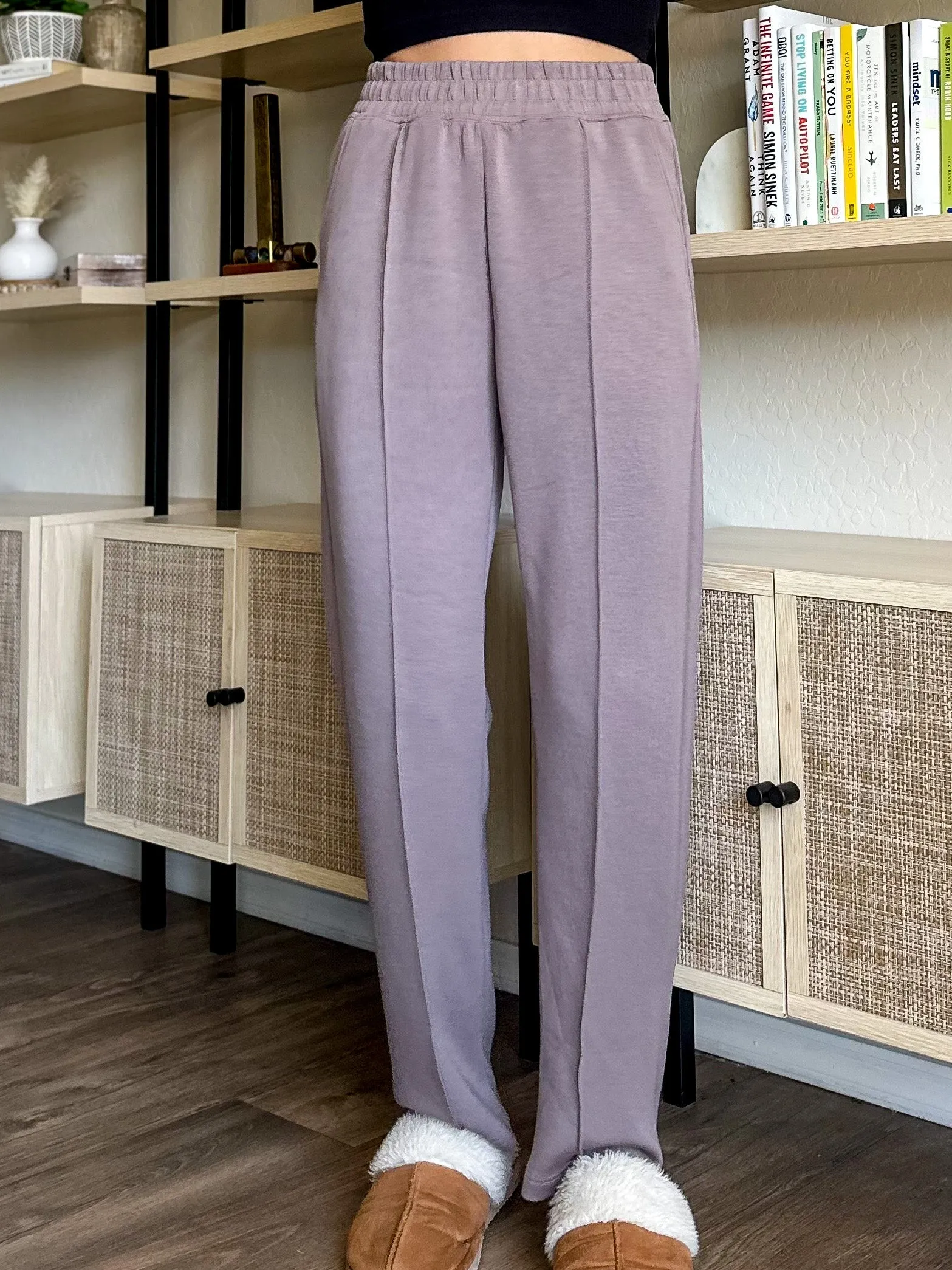 Pintuck Straight Sweatpants - Mocha